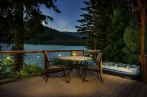 Journey's End on Fish Lake by NW Comfy Cabins